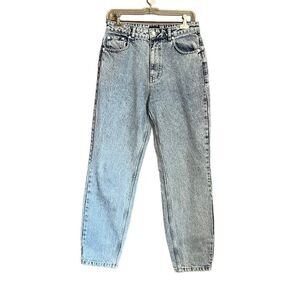 White Fox light wash jeans. Size medium